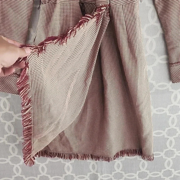 Vintage EXPO Made in U.S.A Wrap Long Sleeve Fringe Hem Pattern Dress 8 - Picture 4 of 12